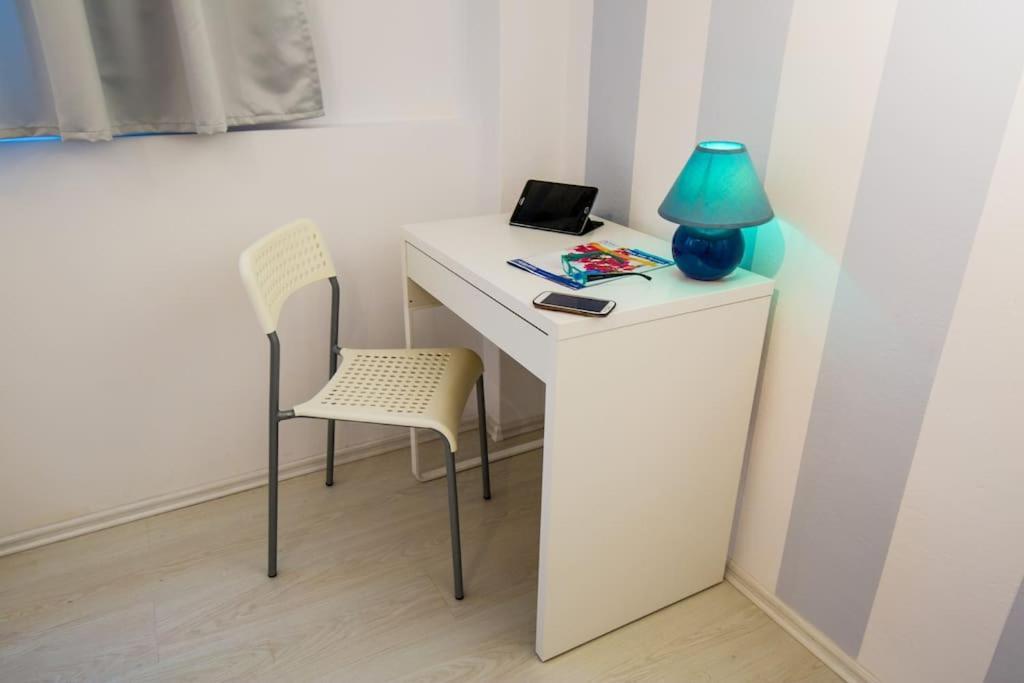2 Bedrooms Apartment Close To Metro Dafni In Athene Buitenkant foto